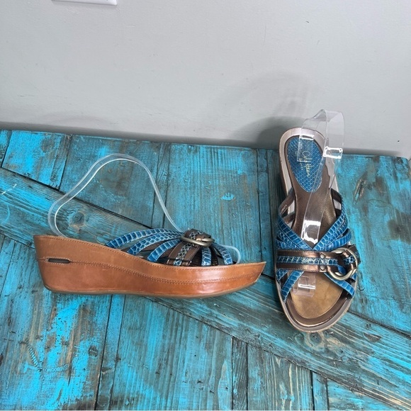 Cole Haan Nike Air Bronze & Blue Sandals Size 11 - Picture 2 of 15